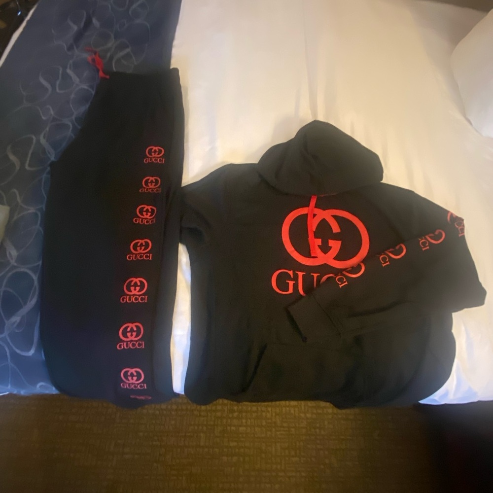 Gucci outfit